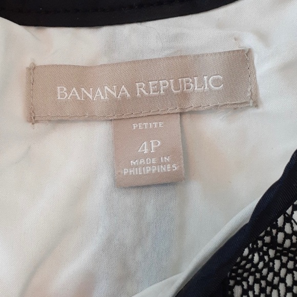 Banana Republic Black White Piped Shift Dress Size 4P - Picture 2 of 8